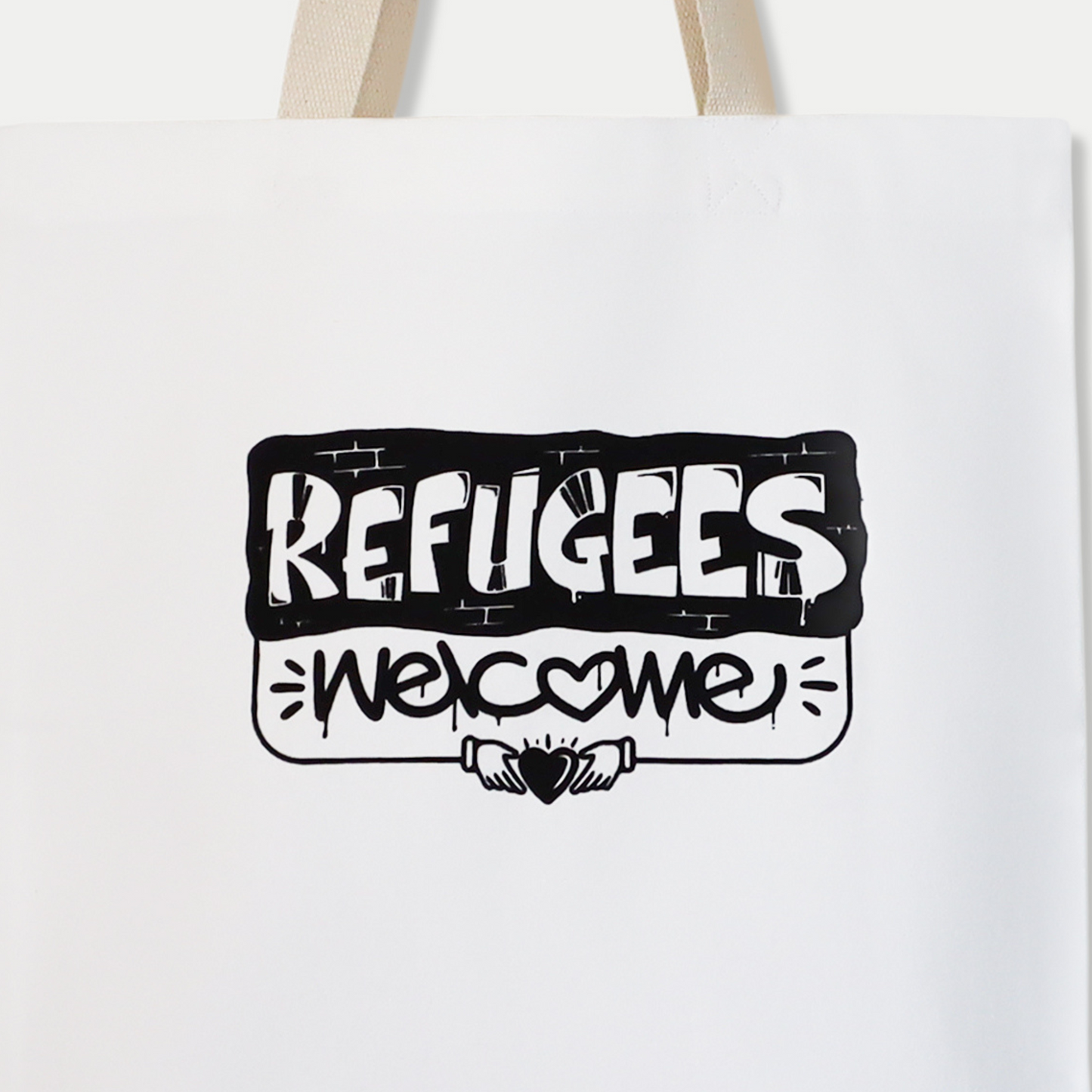 Refugees Welcome Tote Bag